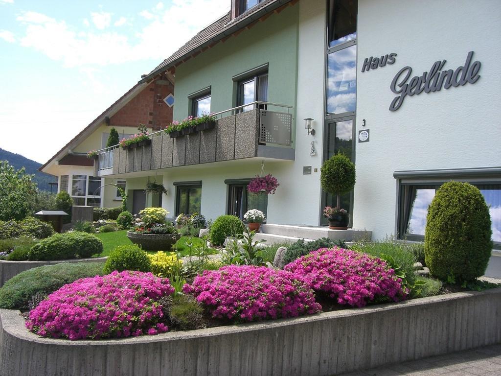 Haus Gerlinde Hotel Zell am Harmersbach Buitenkant foto